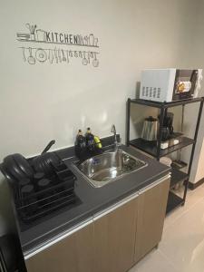 CoziEr Stay in Tomas Morato Self Check-in