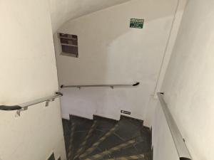 Praia Grande - Aviação - Apto Estúdio 50 mts da praia - 1º andar