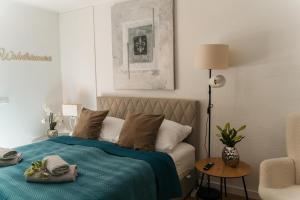 Vellmar Oase am Park mit Terrasse- Zentral und ruhig-24-7 Self Check-in, Parkplatz an der Strasse