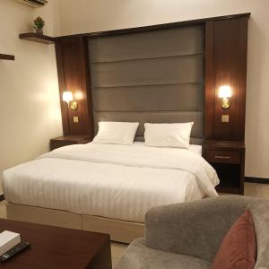 هذه ليلتي فرع النهضة