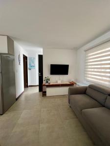 Entire home with Private Pool - Coralita in Jaco, gated community, walking distance to Jaco Beach