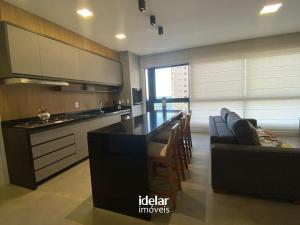 Prédio 100m da Praia do Perequê