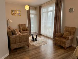 АПАРТАМЕНТЫ с видом на море и бассейном