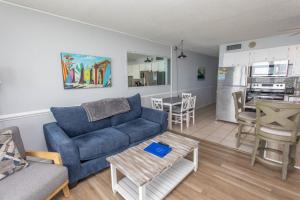 ROYAL GARDEN RESORT 504 condo