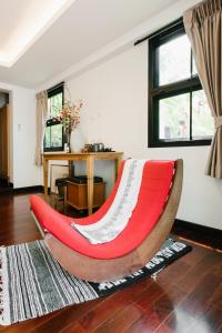 Whisper Oasis - Private Jacuzzi Pool Villa - 3BR, Sleeps 10 w Daily Housekeeping