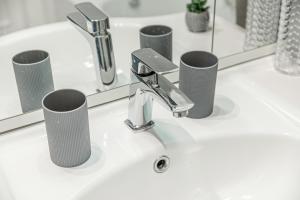 Palazzo Danube - Family Stay - 98 Sqm - AC - Balcony