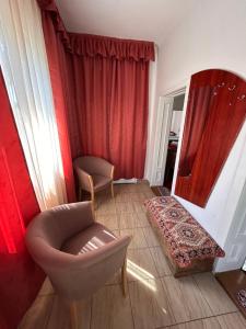 Red Lake Avenue HOSTEL