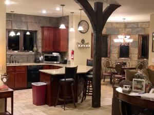 View Nauvoo and the Mighty Mississippi Sidon