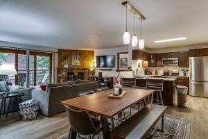 Less Than 1 Mi to Lifts and Village Keystone Resort Condo - 3hvězdičkové hotely ve městě Keystone