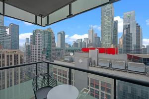 Elegant 1 Bedroom in Downtown Toronto