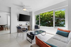 Beachfront condo, oasis of tranquility