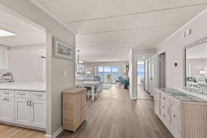 Salty Sands 301
