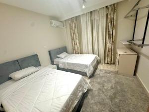 124432 · Luxurious 3BR-Stunning Patio&View+5G Wifi Madinaty