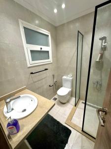 124432 · Luxurious 3BR-Stunning Patio&View+5G Wifi Madinaty