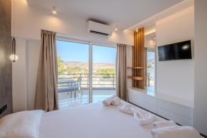 Azure7 Seaside - Luxury Apartment in Varkiza