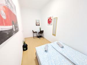Lovely Apartment - 15 Min from Airport & City Center, 5 Min from Vienna Main-Bus Station EZ10b