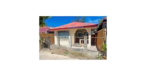 R Beach House - Malapascua