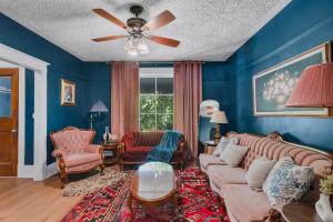 La Maison Victoria - Beautiful 4BR House Downtown Moncton