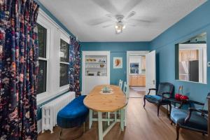 La Maison Victoria - Beautiful 4BR House Downtown Moncton