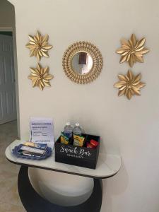 Sunset grove hideaway