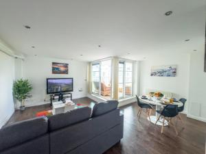 Leicester Luxury Apartment - Freemens Meadows