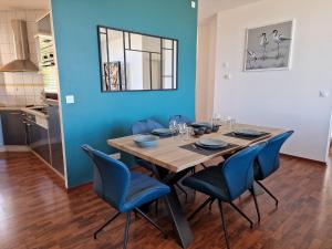 Flat in Primel with Sea View & Beaches Nearby