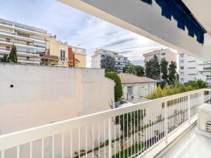Beautiful Apartment with Balcony 1BR 2P - Cannes