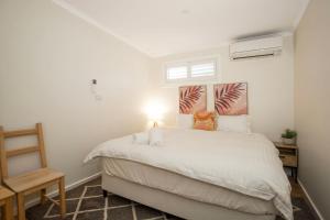 Wavesong on Watts - Pet Friendly with Spa