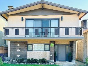 4BR 2BA Downtown-View Cozy House with Parking, Pet-Free