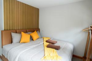 ชิลล์ แคมป์ ชะอม