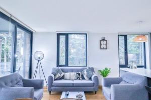 HOM I Depto Familiar 3D2B con vista al Lago