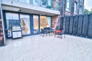 HOM I Depto con Gran Terraza con Vista al Lago