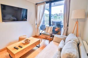 HOM I WiFi, Parking, Terraza, Piscina temperada