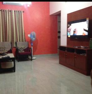 Cozy 3BHK - Heart of Vadapalani in Gated Community