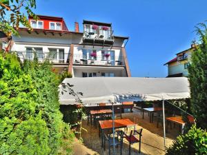 2-room holiday apartment close to the beach