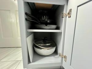 3 bedrooms in 2nd floor Modern Brooklyn home, Close to J train