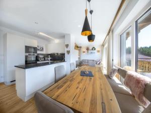 Stylish Chalet by Ski Slopes