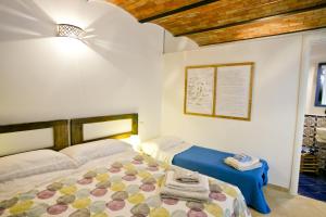 Camera Matrimoniale con Letto Supplementare