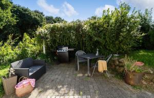 Beautiful Home In Juelsminde With Sauna