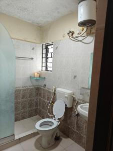 cozy stay with 2 bhk apartment