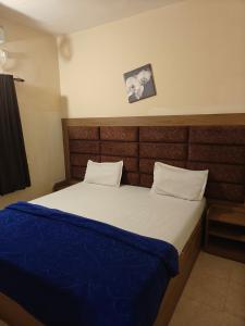 cozy stay with 2 bhk apartment