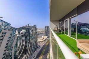 High floor, Canal View, Parking, Crib, Dubai Mall & Burj Khalifa