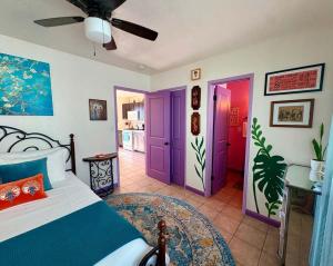 Casita Violeta Pet-Friendly Getaway Near Balboa