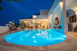 Villa Galinia Santorini Greece