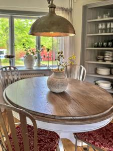 Big House With A View Over Forest Lake