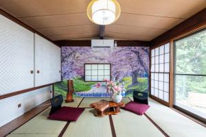 東京駅まで30分 日本の囲炉裏 1棟貸切 16名 130平米 2バスルーム パノラマビュー 桜 富士山