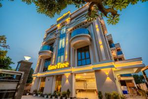 Lime Tree Hotels and Banquet Greater Noida