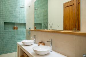 Brand New Villa Dua Bulan at Bingin Sentosa