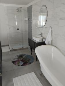 Deep Blue Sea holiday cottage