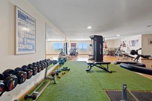 Amazing Sea Views Benahavis, Pool & Gym